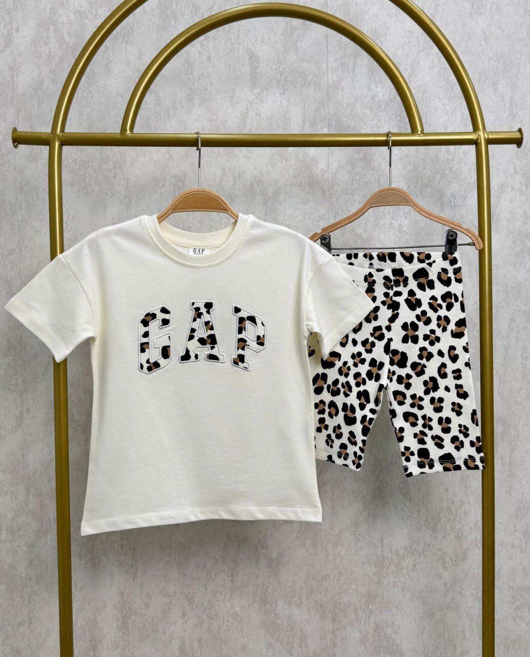 Leopar krem taytlı takım