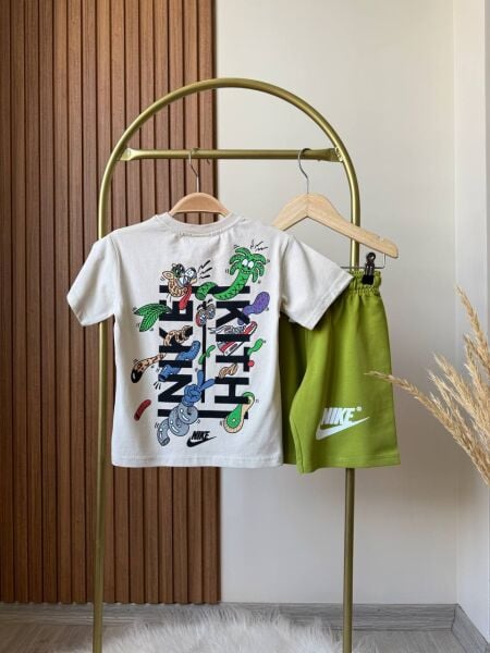 Yağ yesili şortlu takım