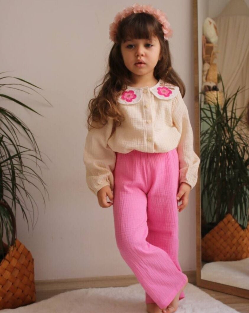 Yaka nakış işlemeli müslin takım