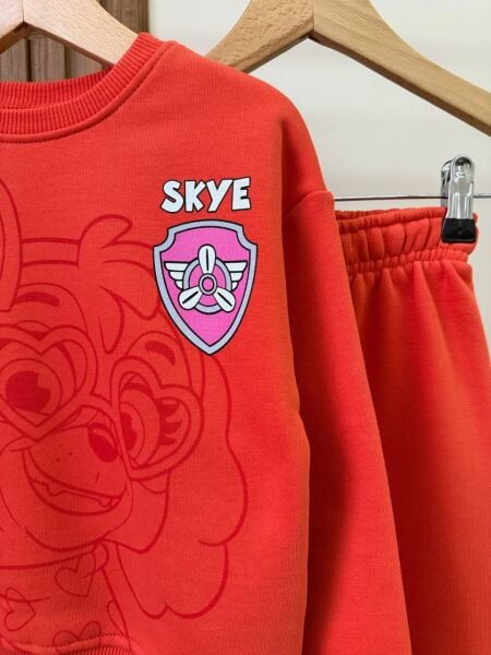 Skye kırmızı eşofman takımı