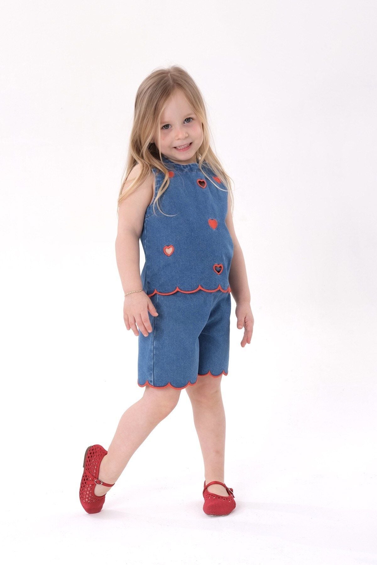 Kalpli denim şortlu takım