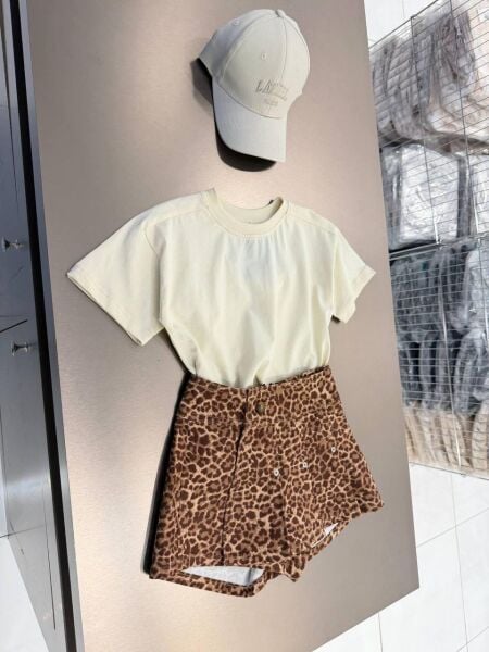 Leopar şort etek takım