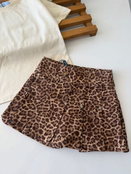 Leopar şort etek takım