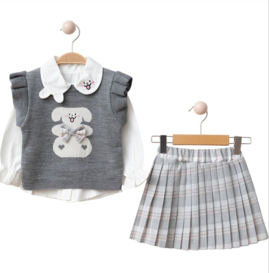 Tavşan yaka detaylı süveterli üçlü takım gri