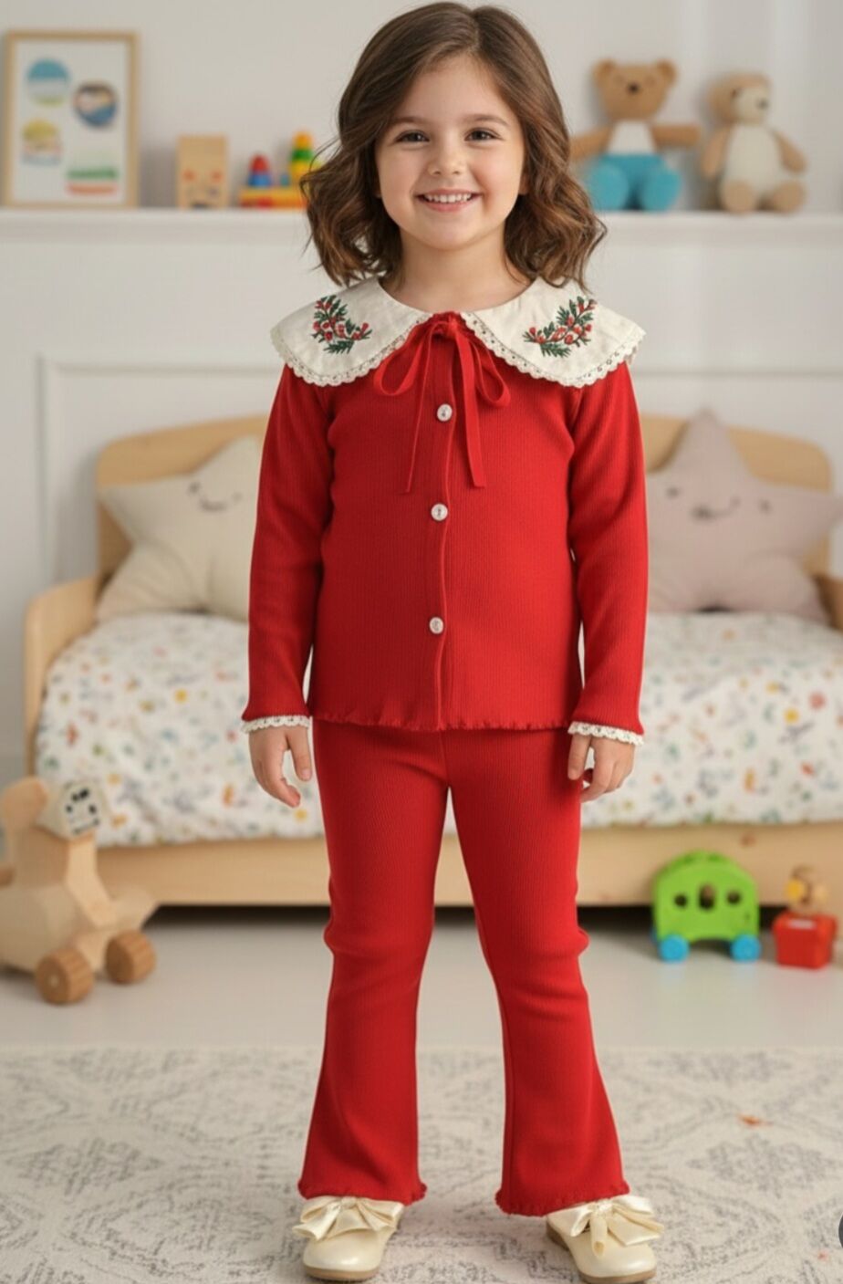 Yaka nakış detaylı kaşkorse takım kırmızı