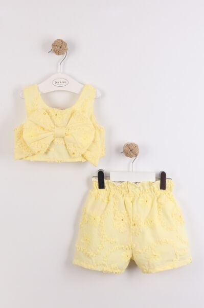 Fisto detaylı şortlu takım sarı