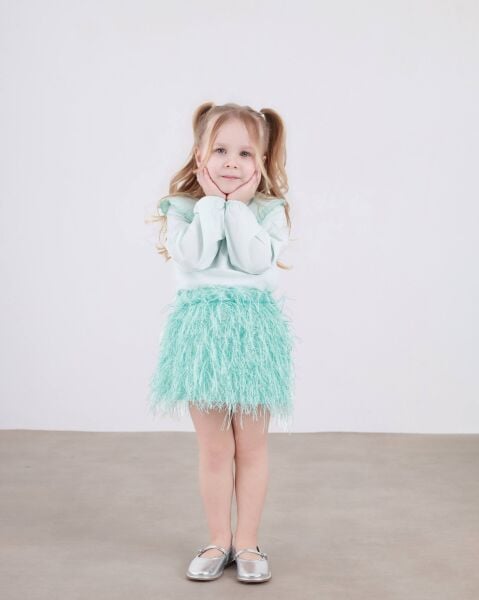 Tüylü etekli takım mint