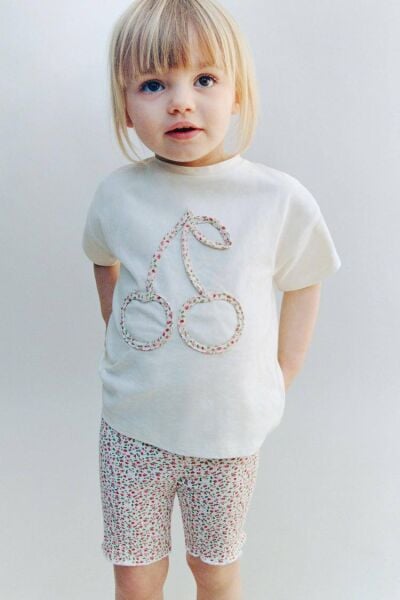 Kiraz işlemeli biker taytlı takım