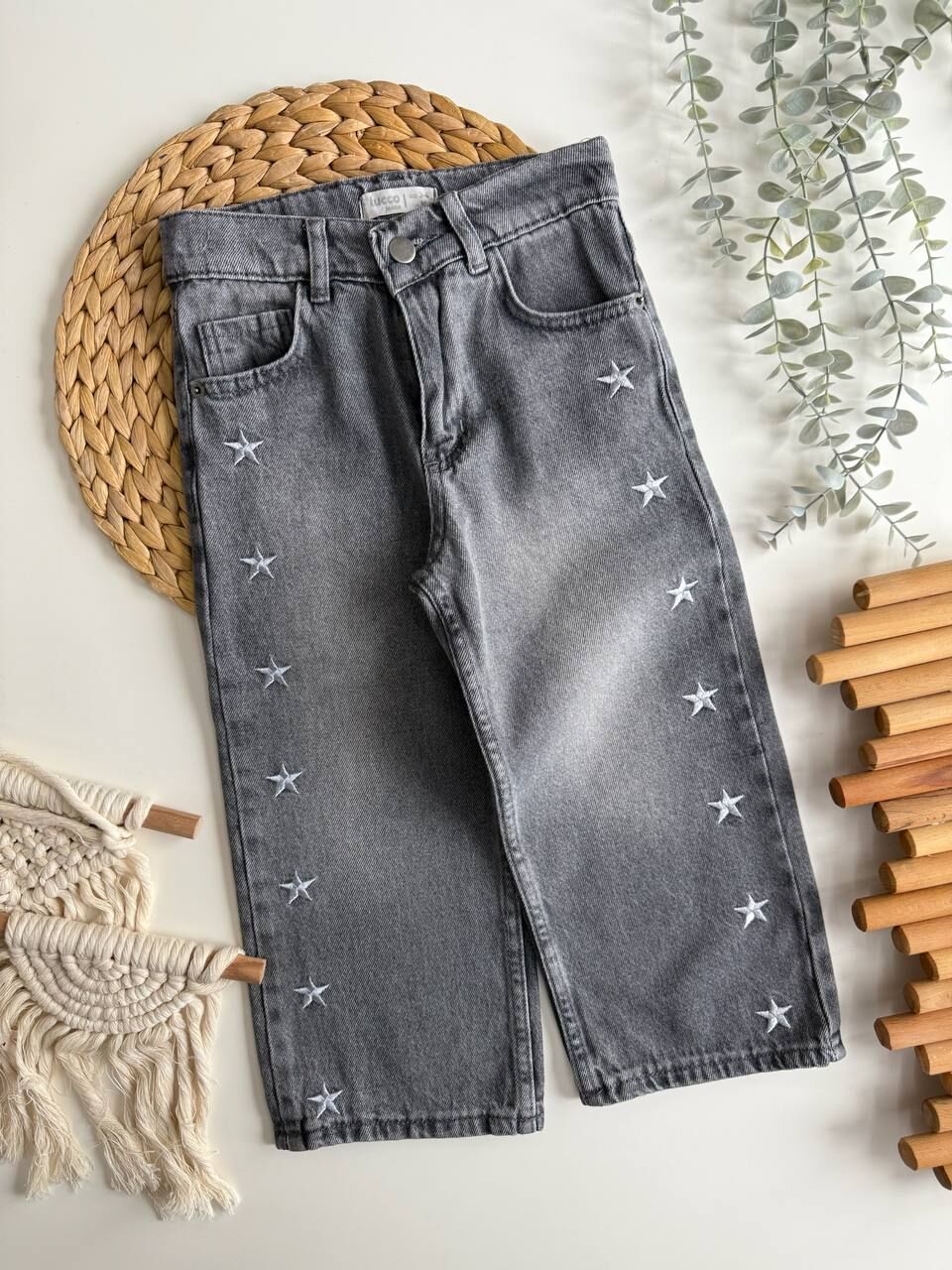 Yıldız işleme detaylı denim pantolon
