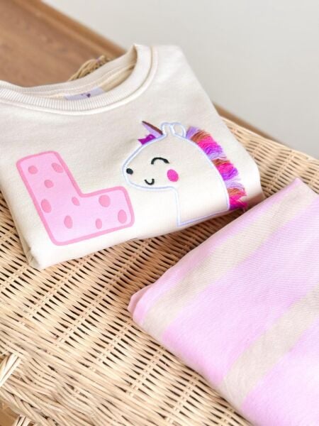 Look unicorn taytlı takım