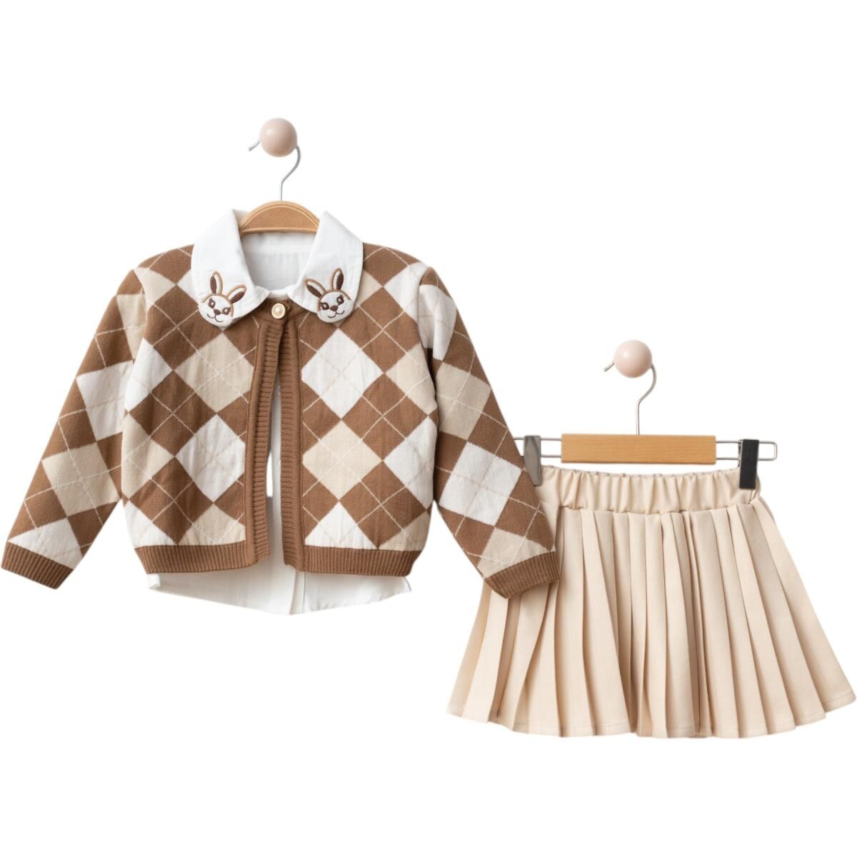 Tavşan yaka detaylı triko etekli takım kahve