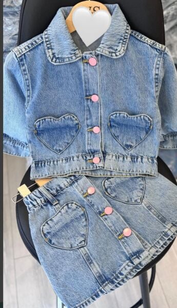 Kalp cepli denim takım