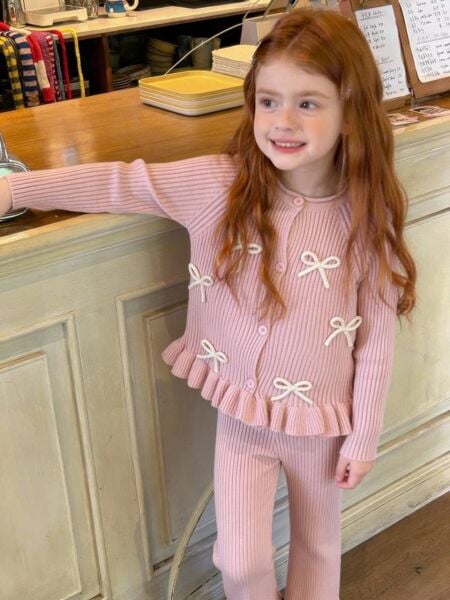 Fiyonk aplikeli triko takım Pembe