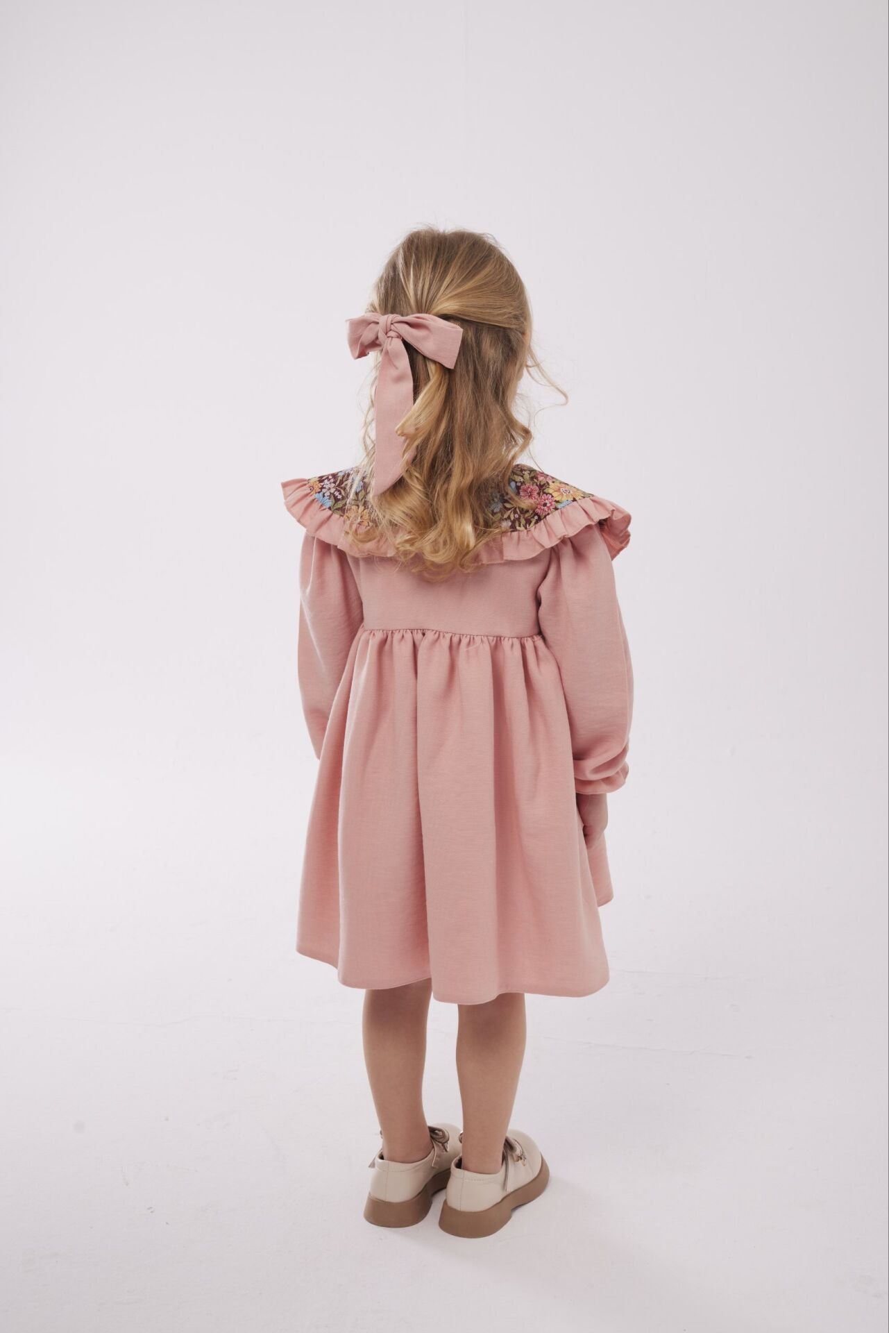 Çiçek Yaka detaylı elbise (toka hediyeli)