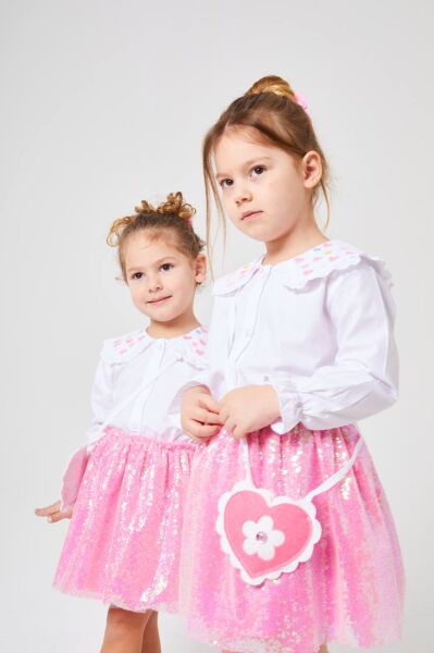 Yaka işlemeli payetli pembe takım