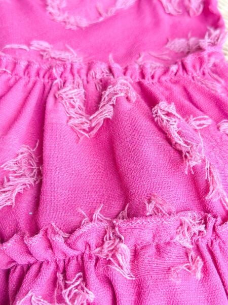 Tek kol Pembe elbise