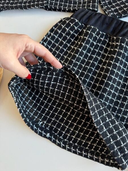 Fiyonk apliekli tüvit takım siyah