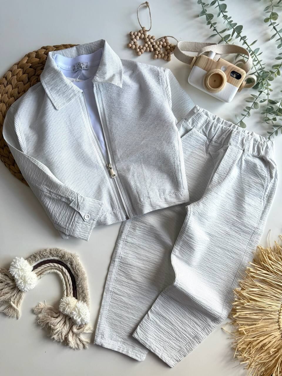 Mevsimlik erkek takım ikili (tshirt dahil degil) 4/5 yaş