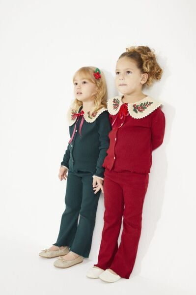 Yaka nakış detaylı kırmızı taytlı takım