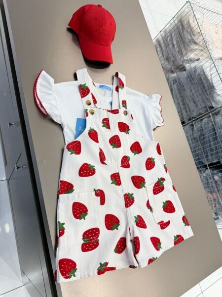 Çilekli denim tulum (body dahil)