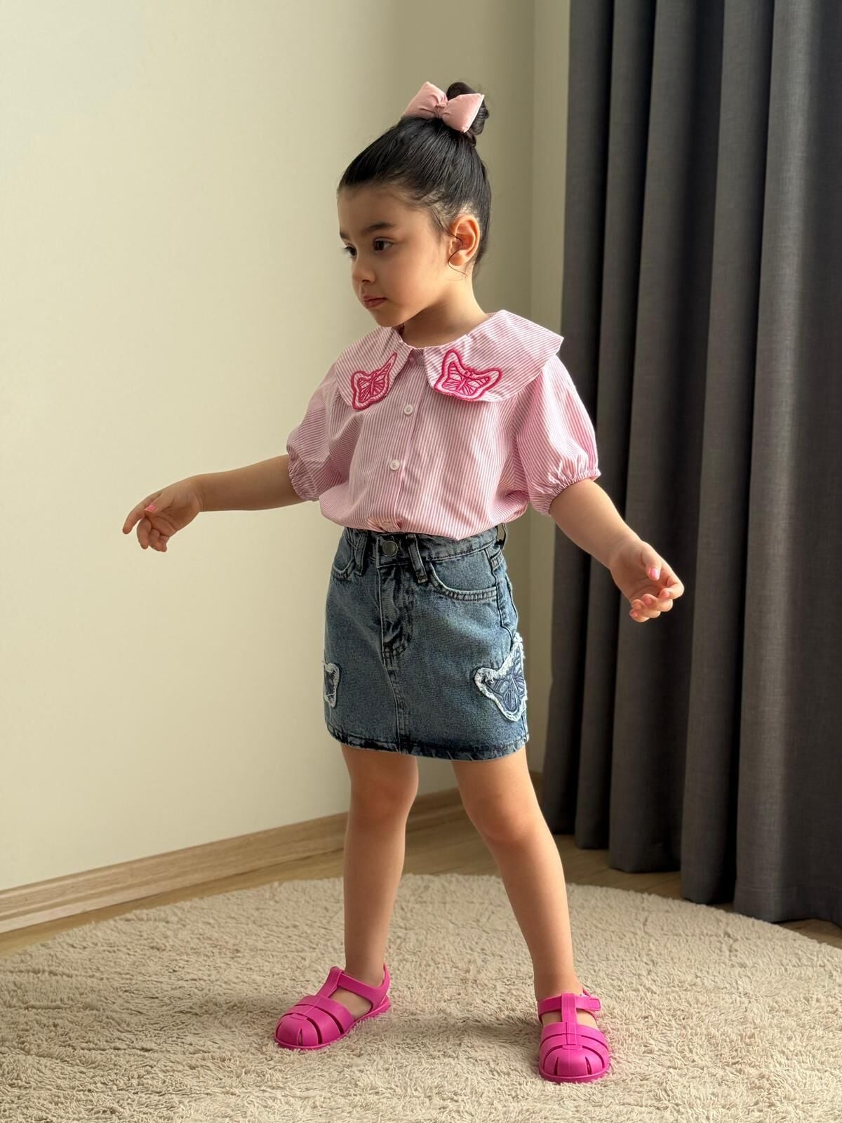 Kelebek nakış işlemeli denim etek takım
