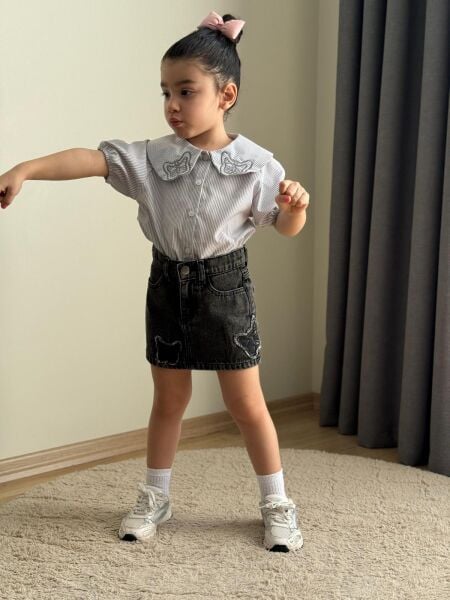 Kelebek nakış işlemeli siyah denim etek takım