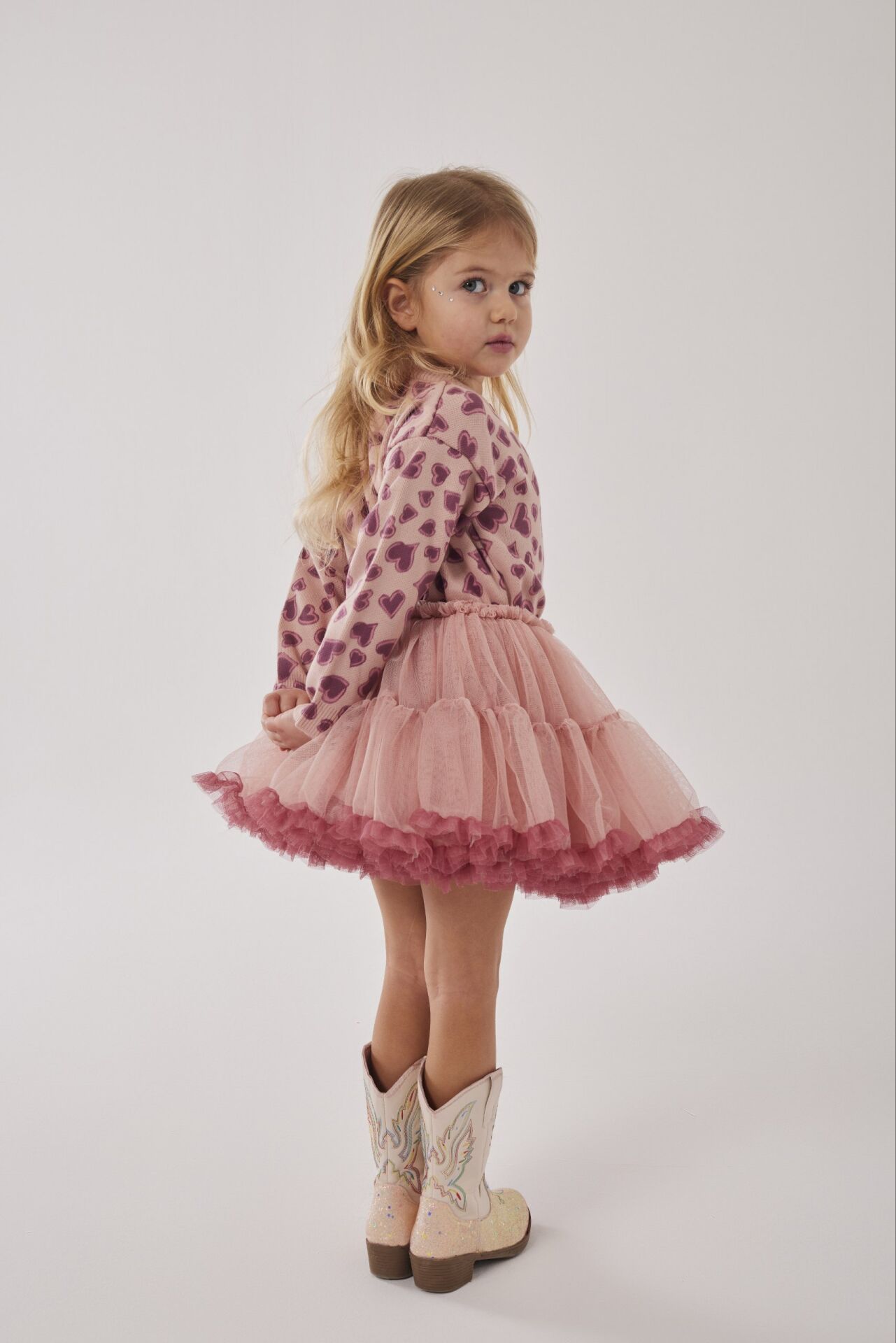 Triko hırka & karnaval etek takım