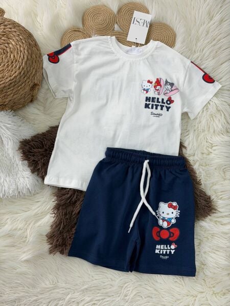 Karakter baskılı şortlu takım