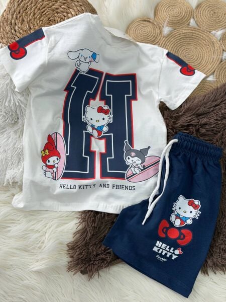 Karakter baskılı şortlu takım