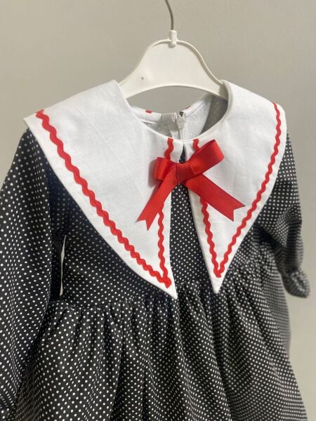 Fiyonk aplikeli puantiyeli elbise 12/18 ay