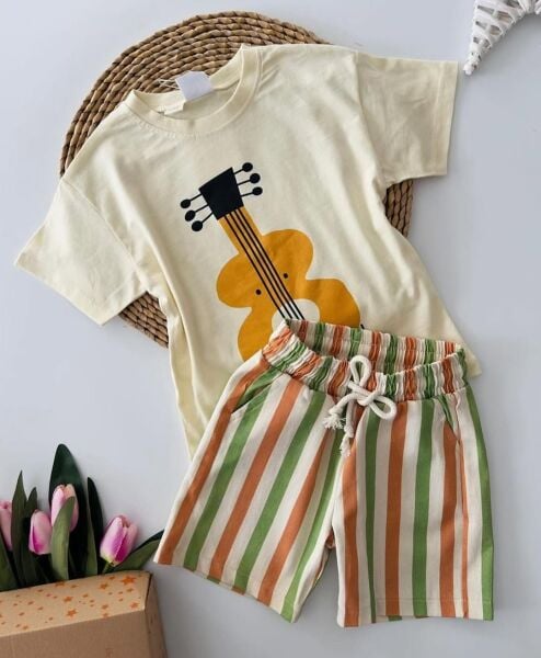 Gitar baskılı şortlu takım