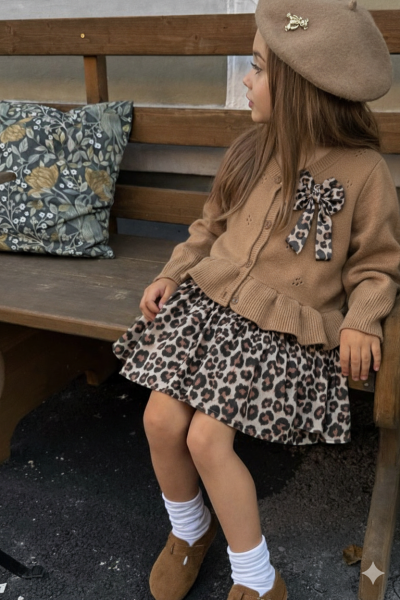 Triko hırka leopar etek takım