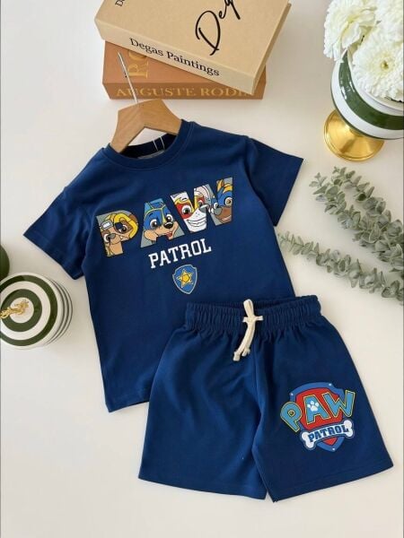 Karakter baskılı lacivert şortlu takım