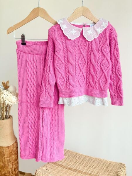 Yaka detaylı Pembe triko takım