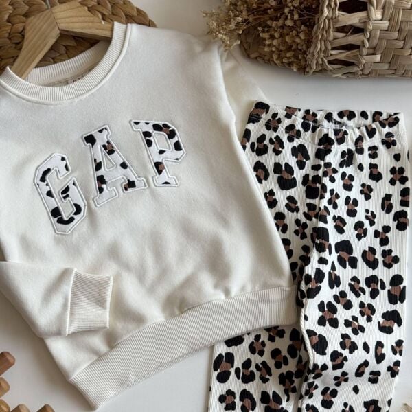 Leopar taytlı takım