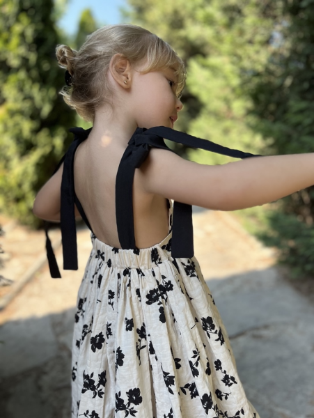 Çiçek ipli masal elbise (15 Ağustos kargo)